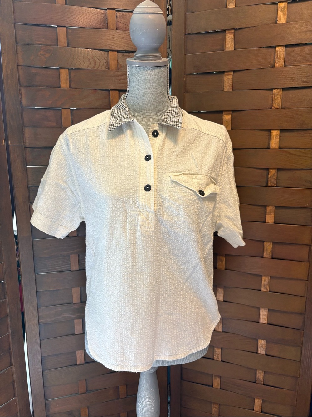 Vintage 1980s Chaus 100% cotton white Henley collared polo top size medium